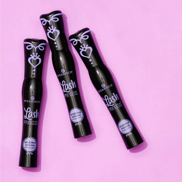 essence Lash Princess Sculpted Volume Mascara Defining & Volumizing (Pack of 1) - Picture 7 of 9